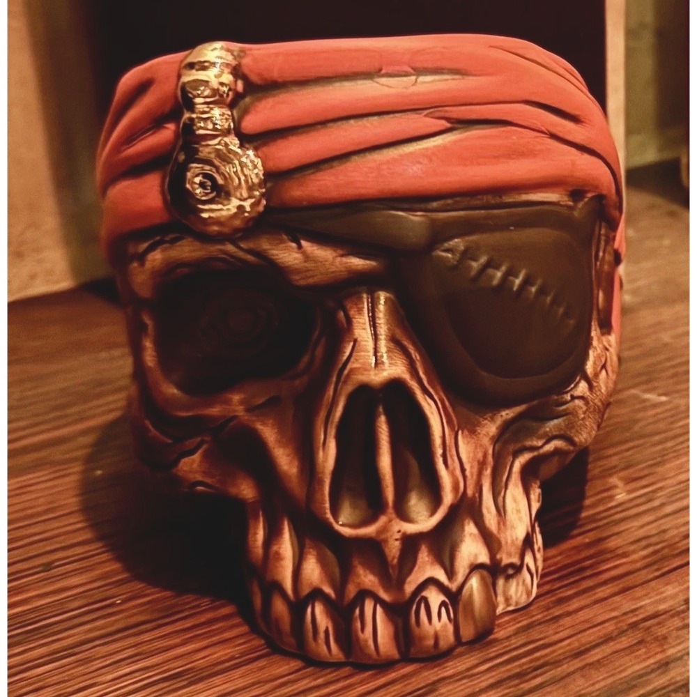 Disney Parks 2025 Beak And Barrel Pirate Skull Mug‎ 1st Ed Cup Pirates